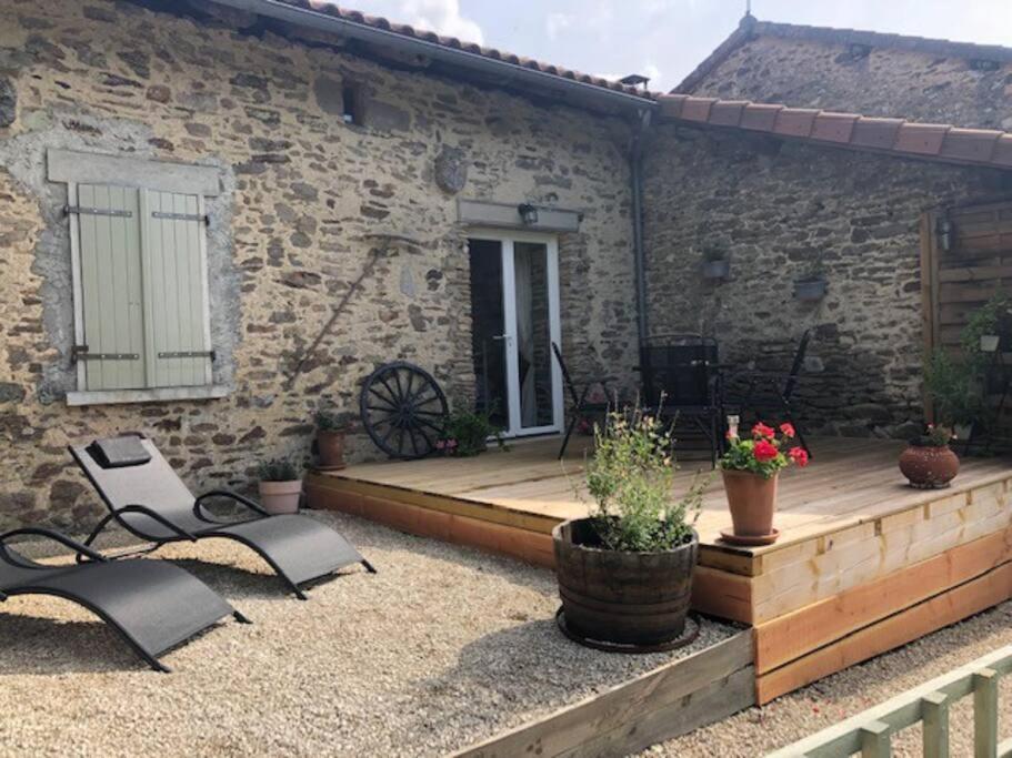 Vila "L'Annexe" Dournazac Exteriér fotografie