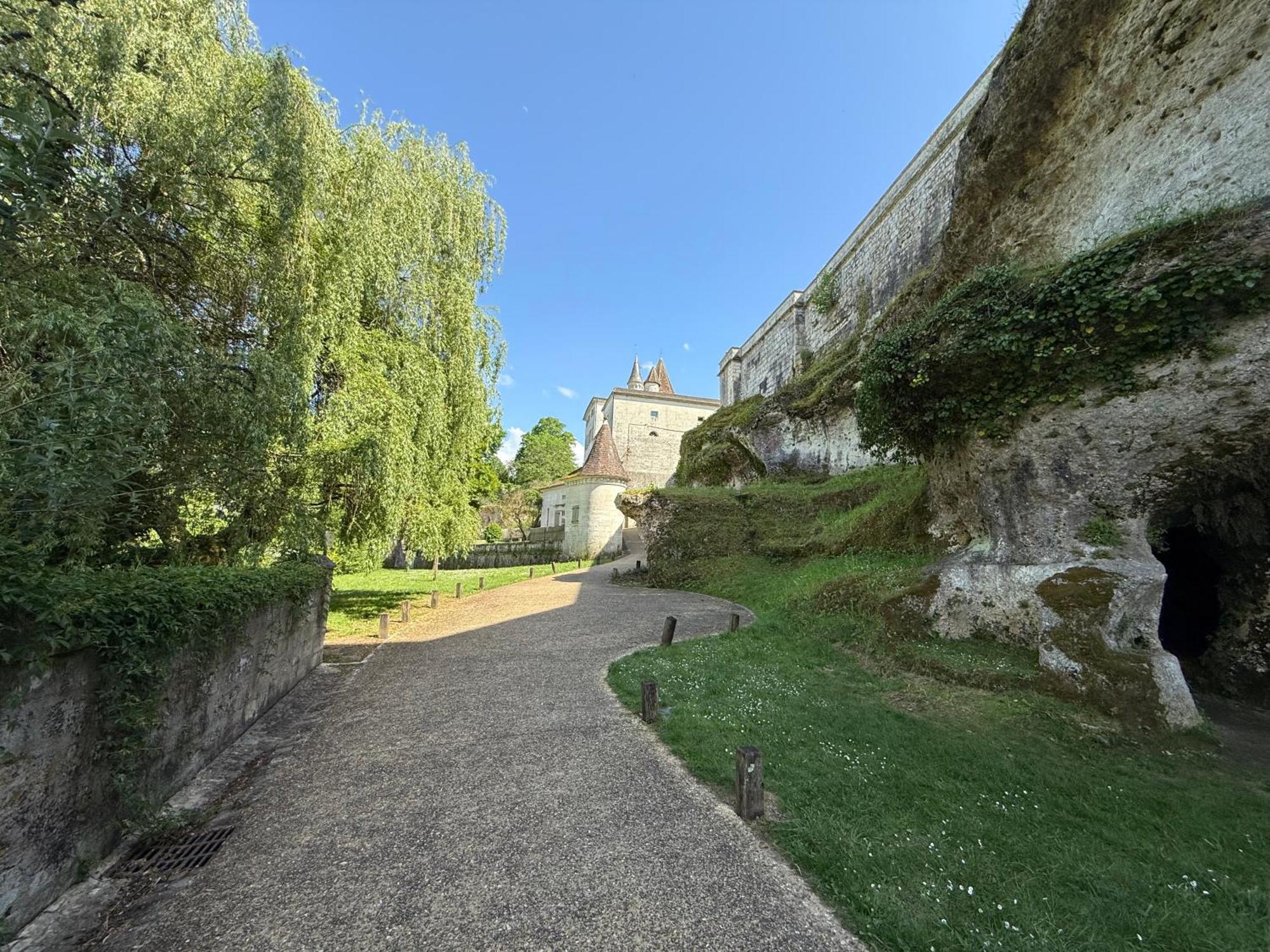 Vila "L'Annexe" Dournazac Exteriér fotografie
